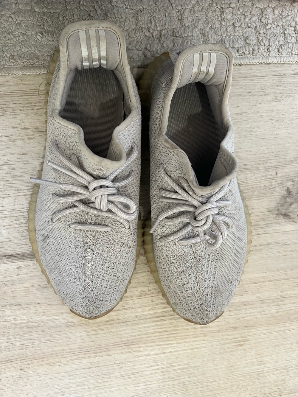 Yeezy Women's Sneakers - Grey